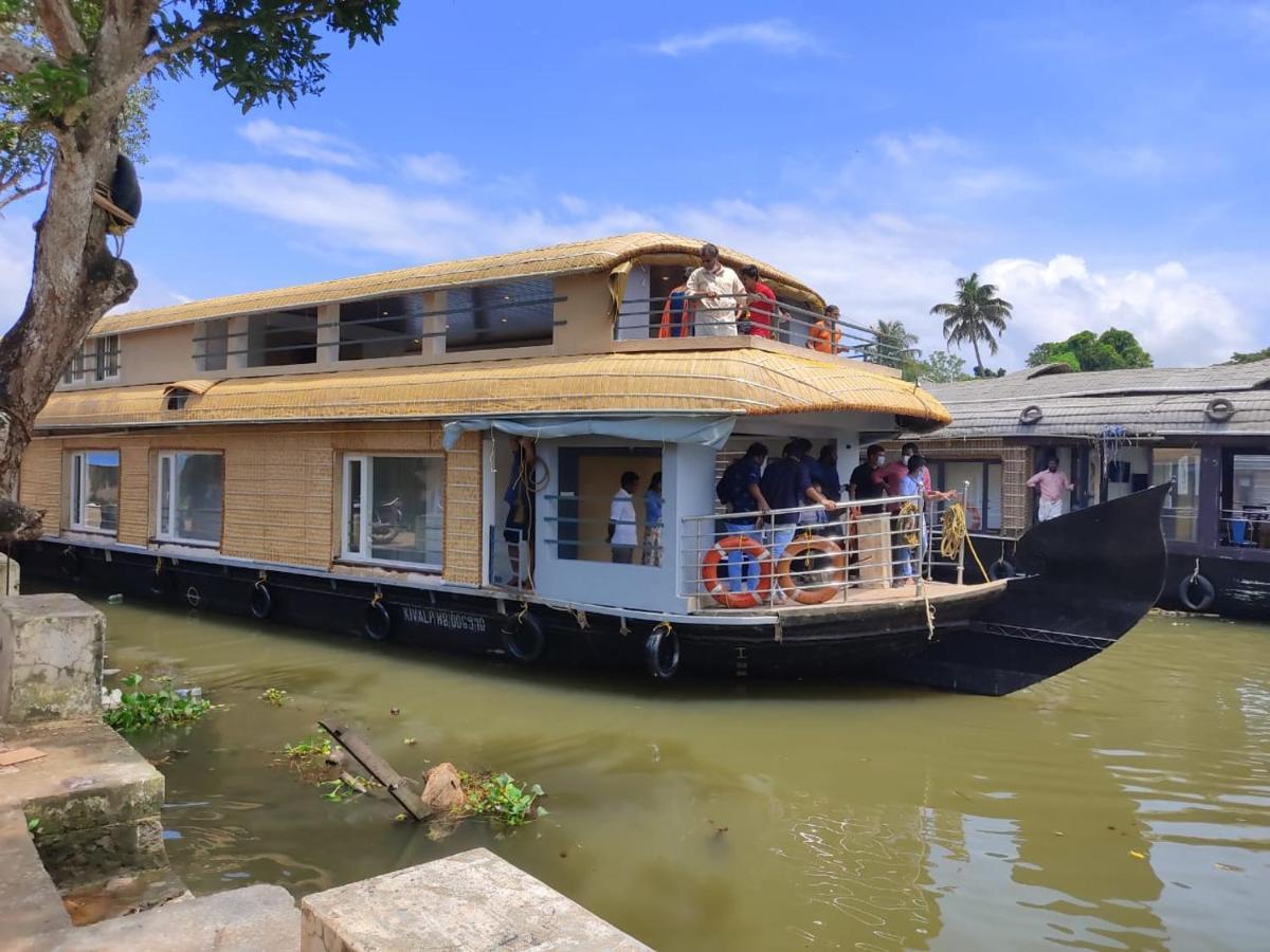 Beach Paradise Day Cruise Houseboat Alappuzha Exterior photo