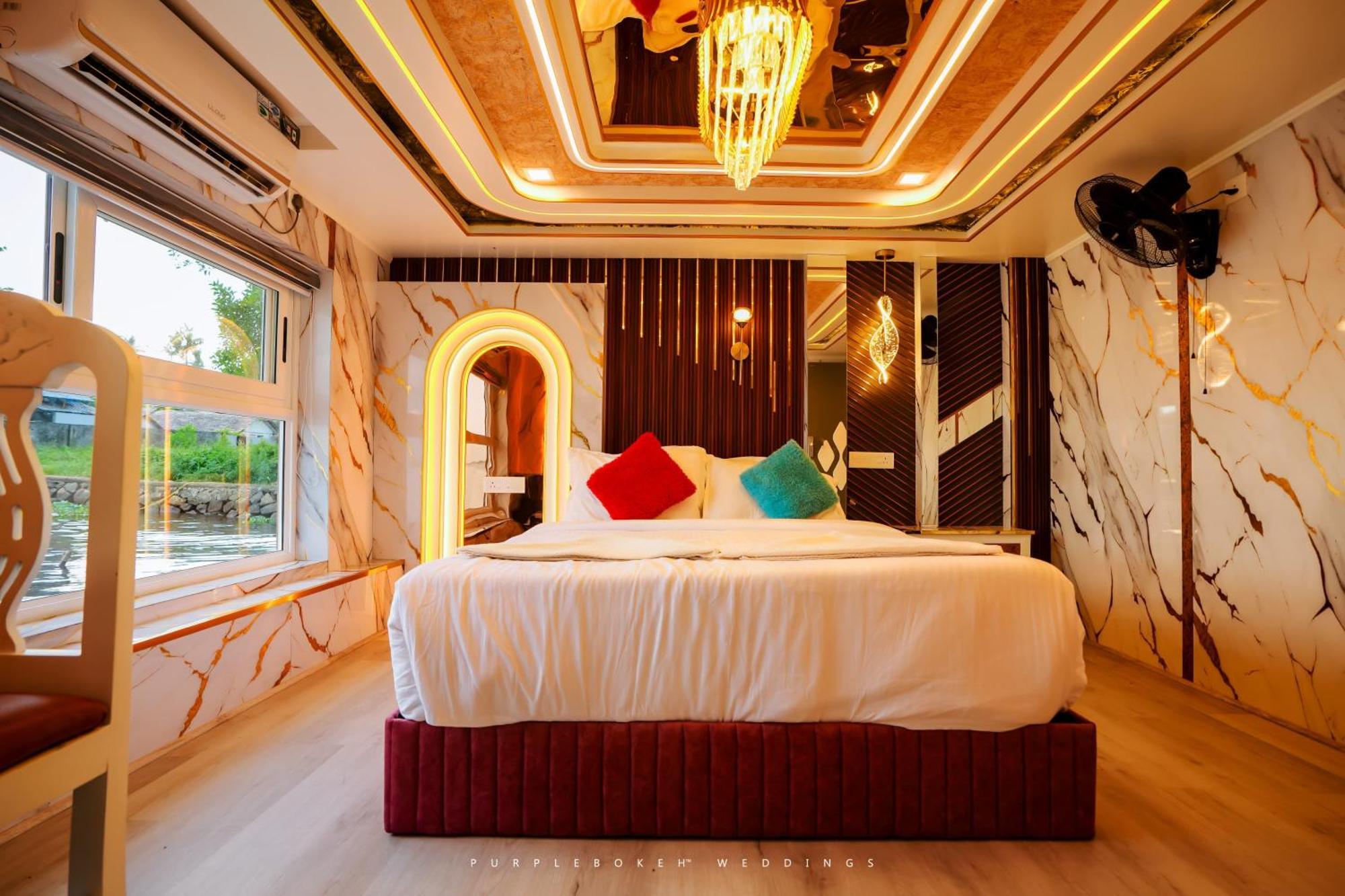 Beach Paradise Day Cruise Houseboat Alappuzha Exterior photo