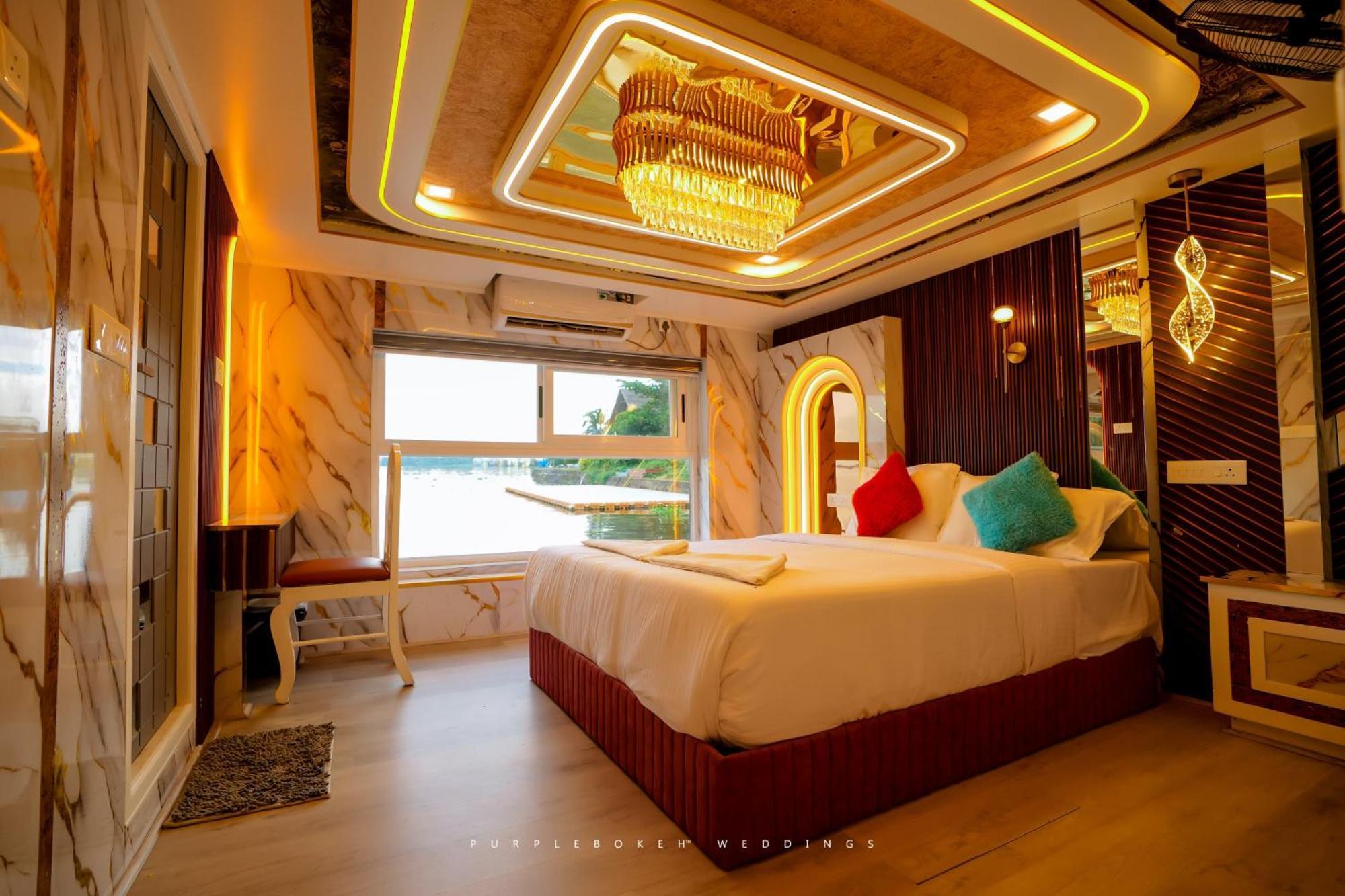 Beach Paradise Day Cruise Houseboat Alappuzha Exterior photo